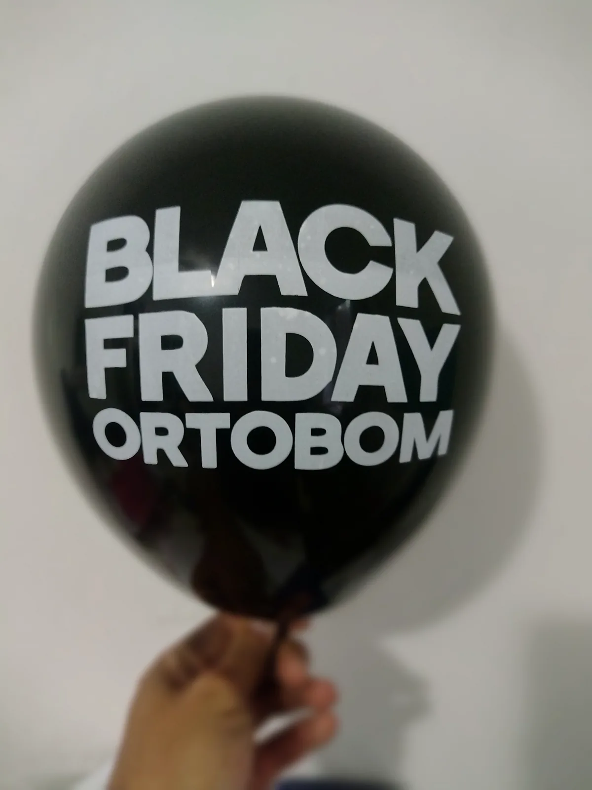 Balão preto personalizado Black Friday Ortobom