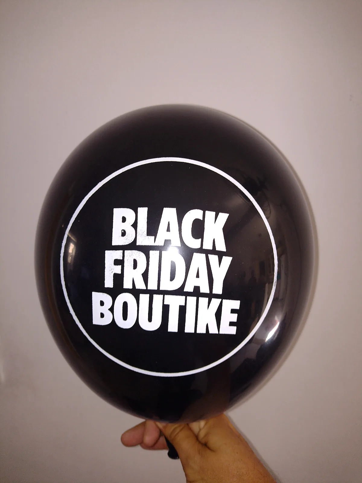 Balão preto personalizado para campanha Black Friday