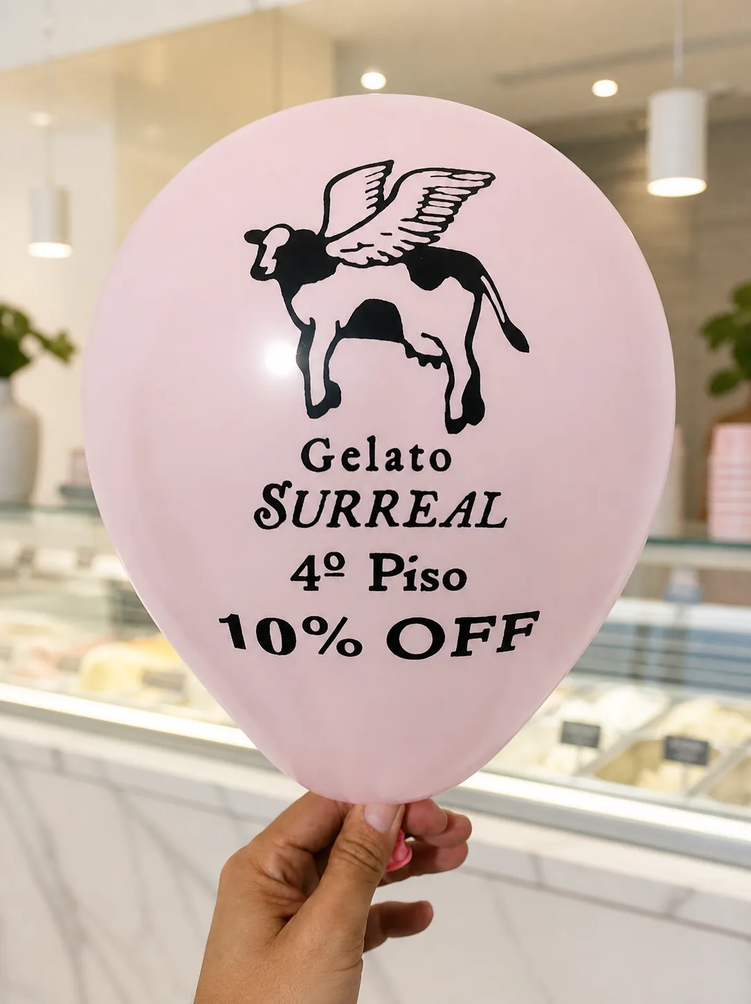 Balão rosa personalizado para promoção de gelateria