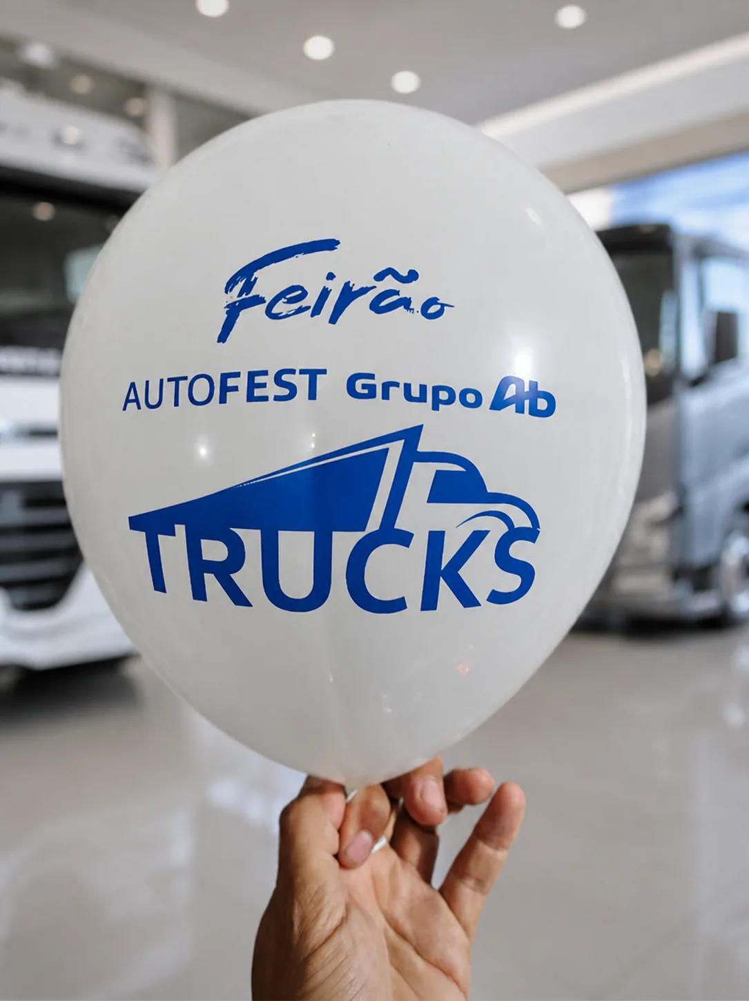 Balão branco personalizado para feirão automotivo