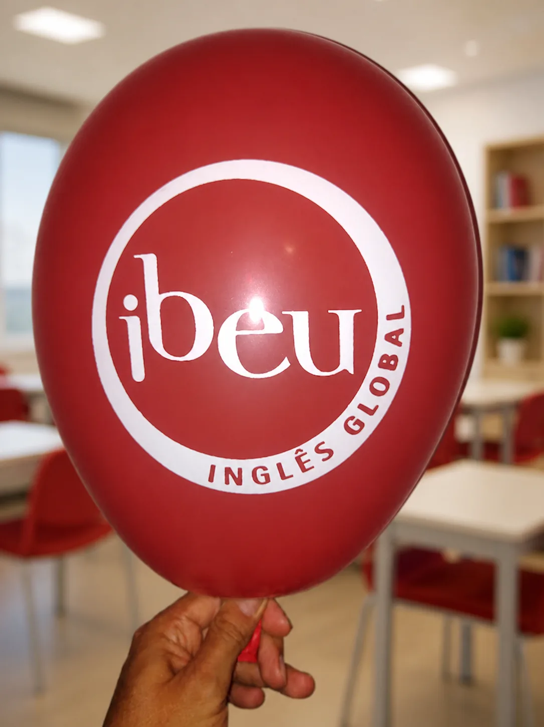 Balão vermelho personalizado do IBEU