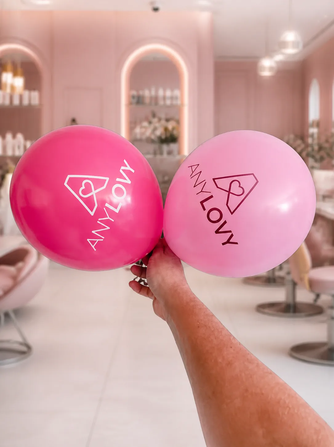 Balões rosa personalizados para salão de beleza